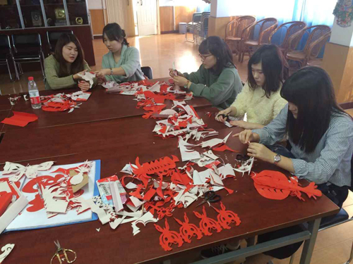 青春無界，藝術相通——記日越青年文化交流團訪校活動